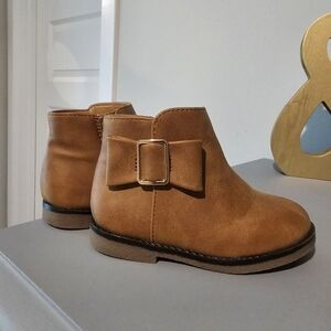 Ankle Boots size 6 Toddler